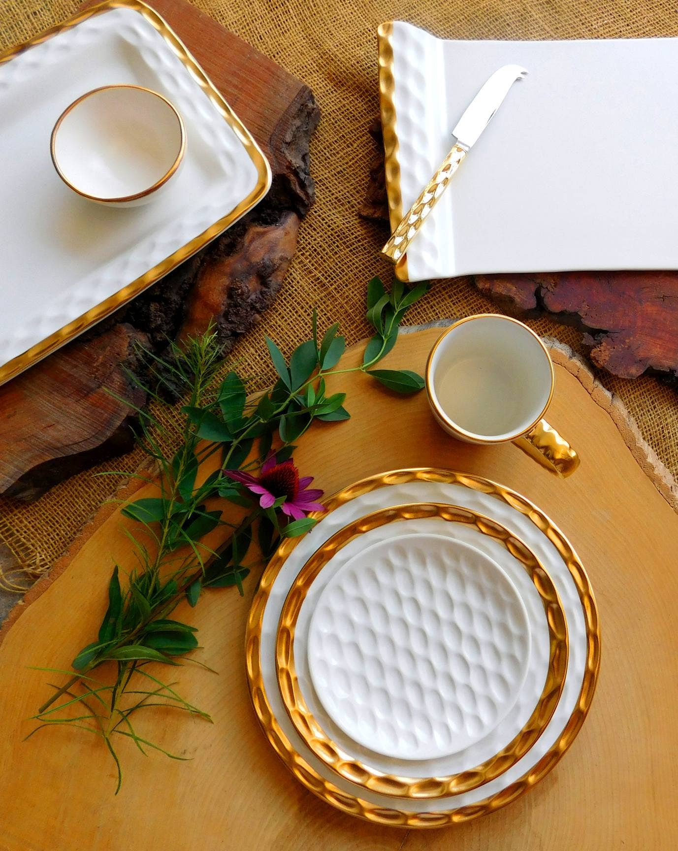 Truro Dinner Plate - Gold - Gabrielle's Biloxi