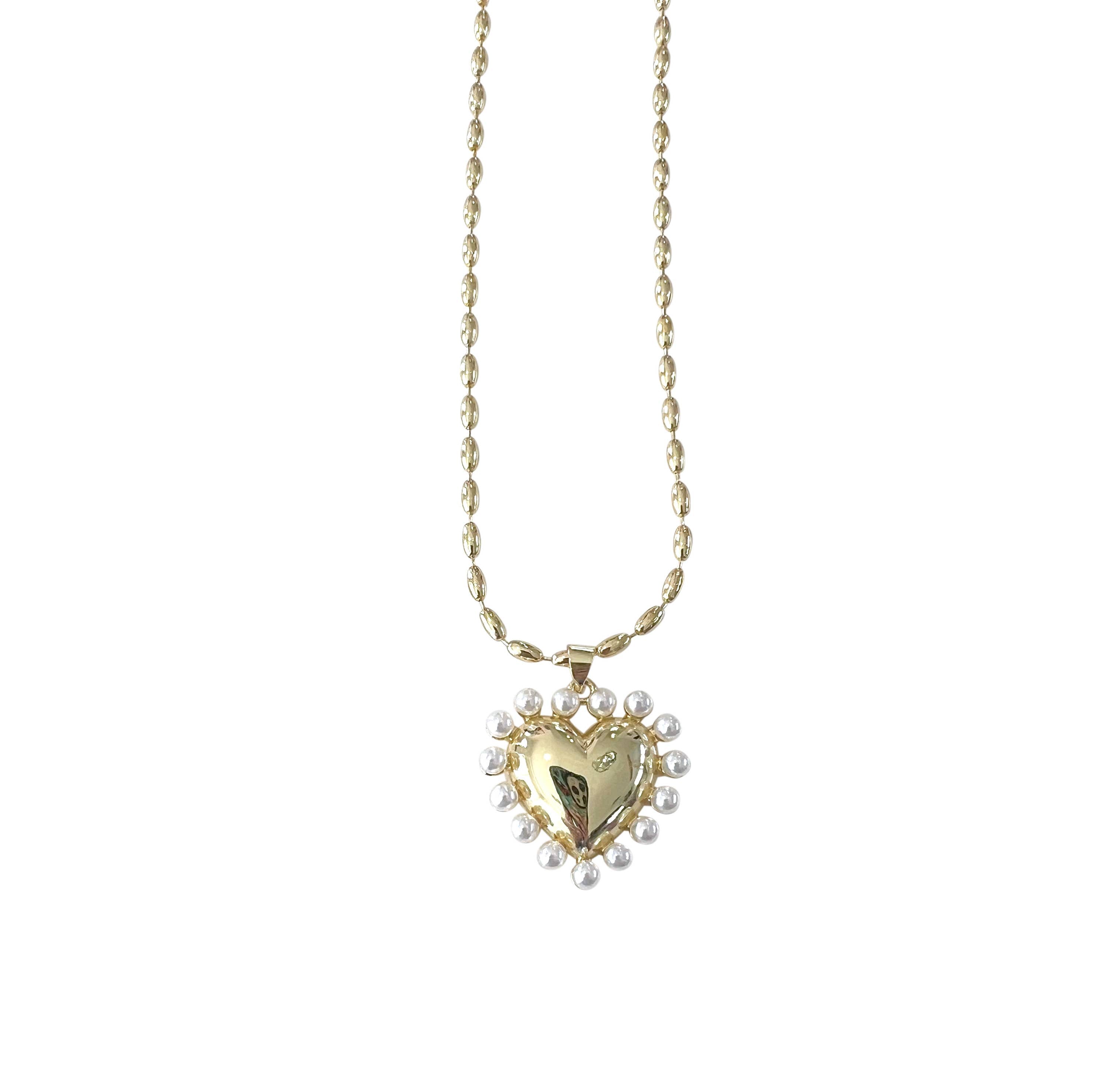 Lyla Pearl Edged Heart Necklace - Gabrielle's Biloxi