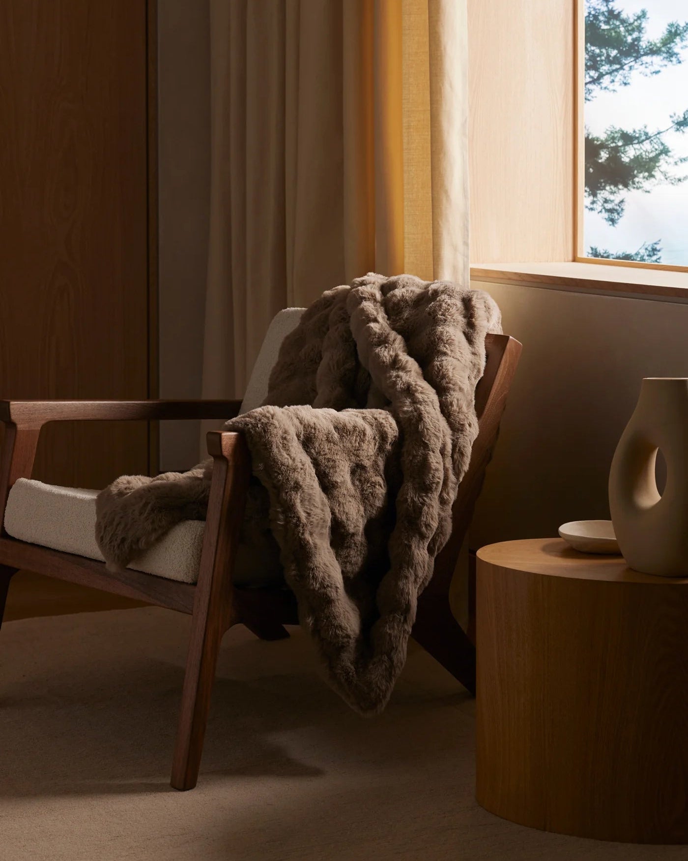 Cozy Earth Bubble Cuddle Blanket - Walnut