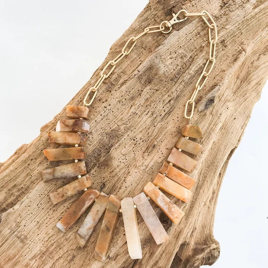 Virtue The Alexa Necklace - Desert