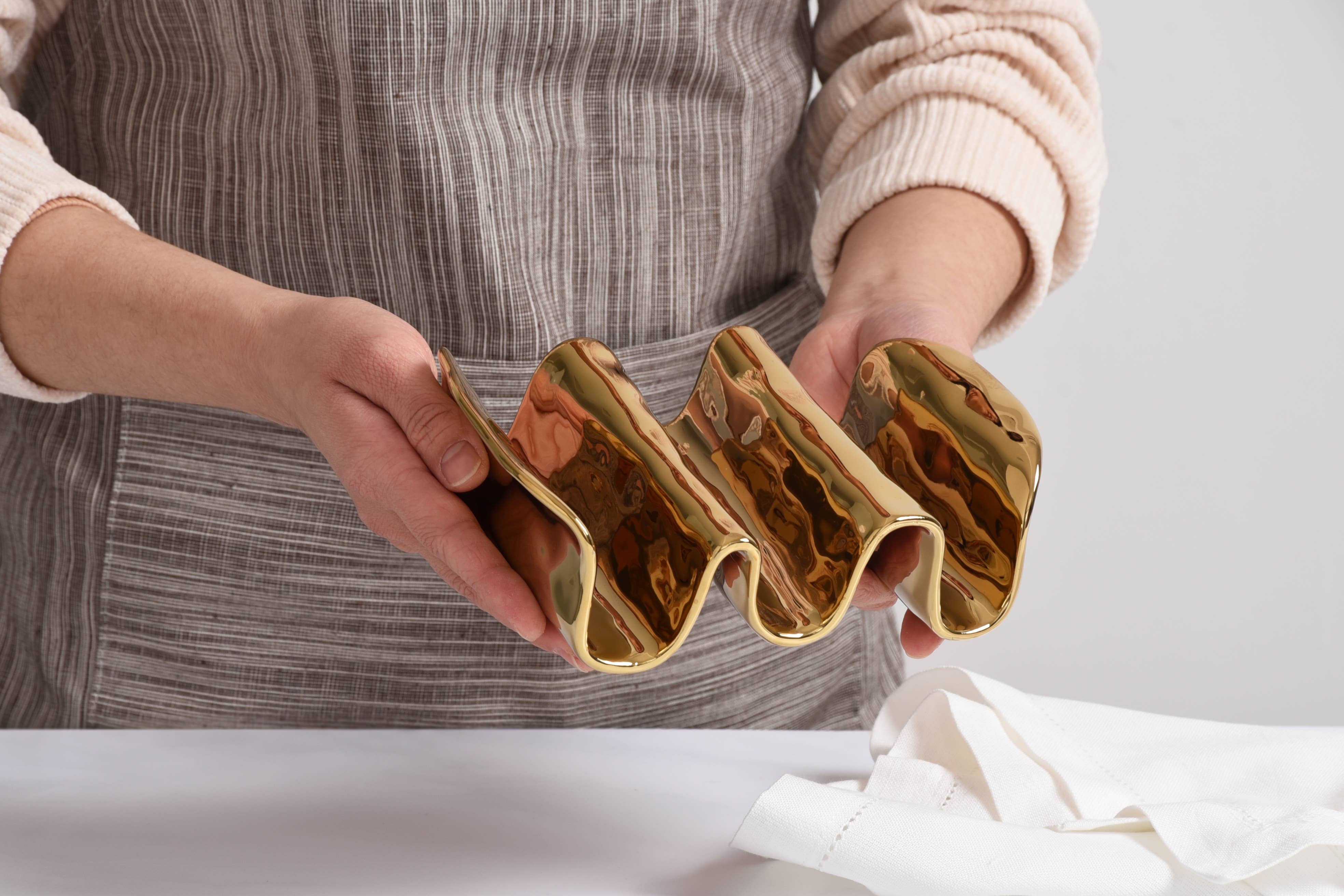 Pampa Bay Taco Holder - Gold - Gabrielle's Biloxi