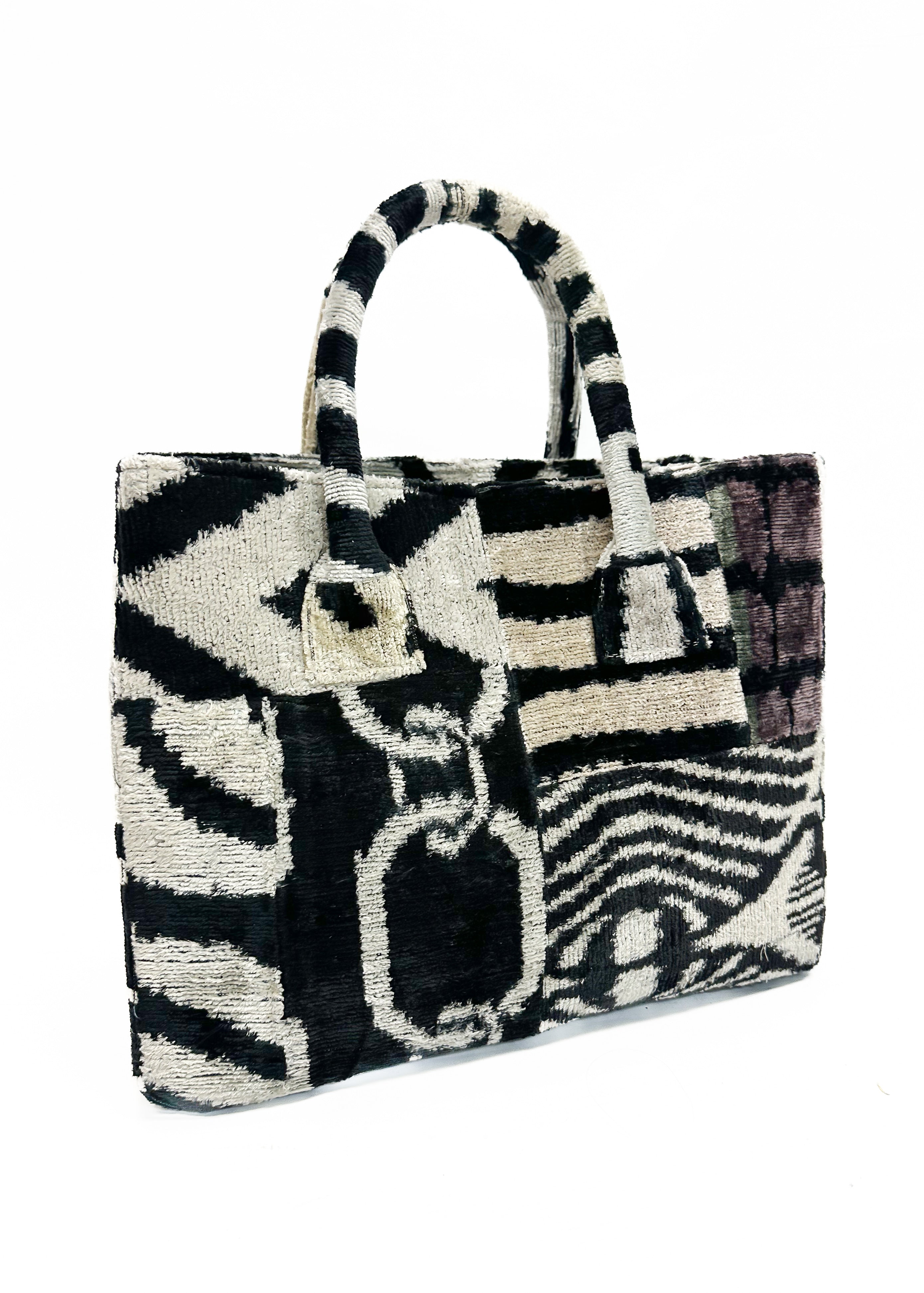 Wolf & Willa Everyday Bag - Black Patchwork - Gabrielle's Biloxi