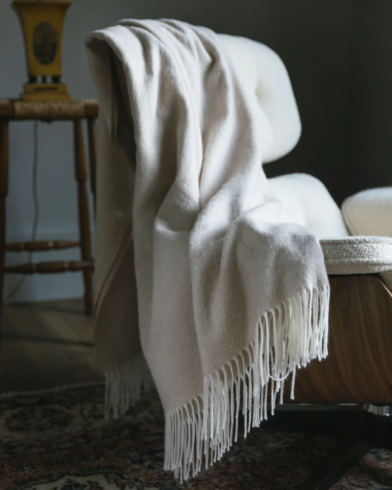 Cozy Earth Bamboo Herringbone Tassel Throw - Oatmeal