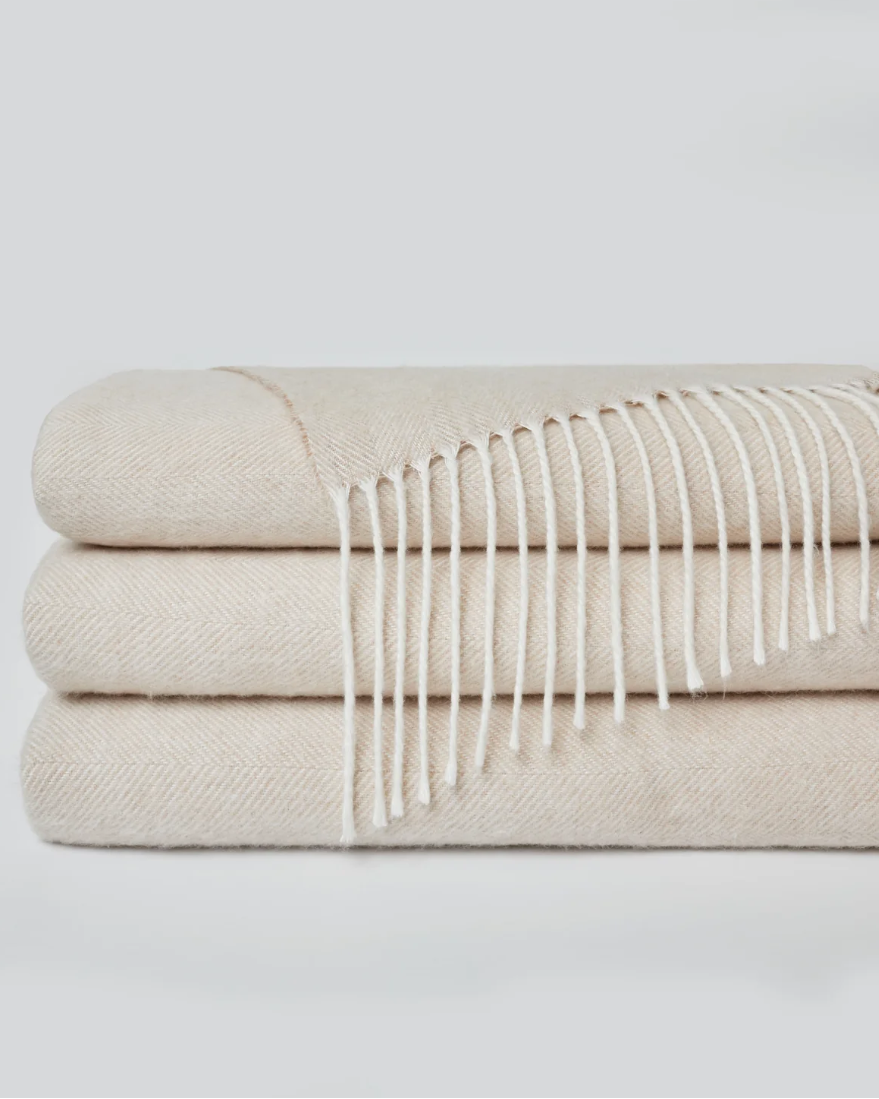 Cozy Earth Bamboo Herringbone Tassel Throw - Oatmeal