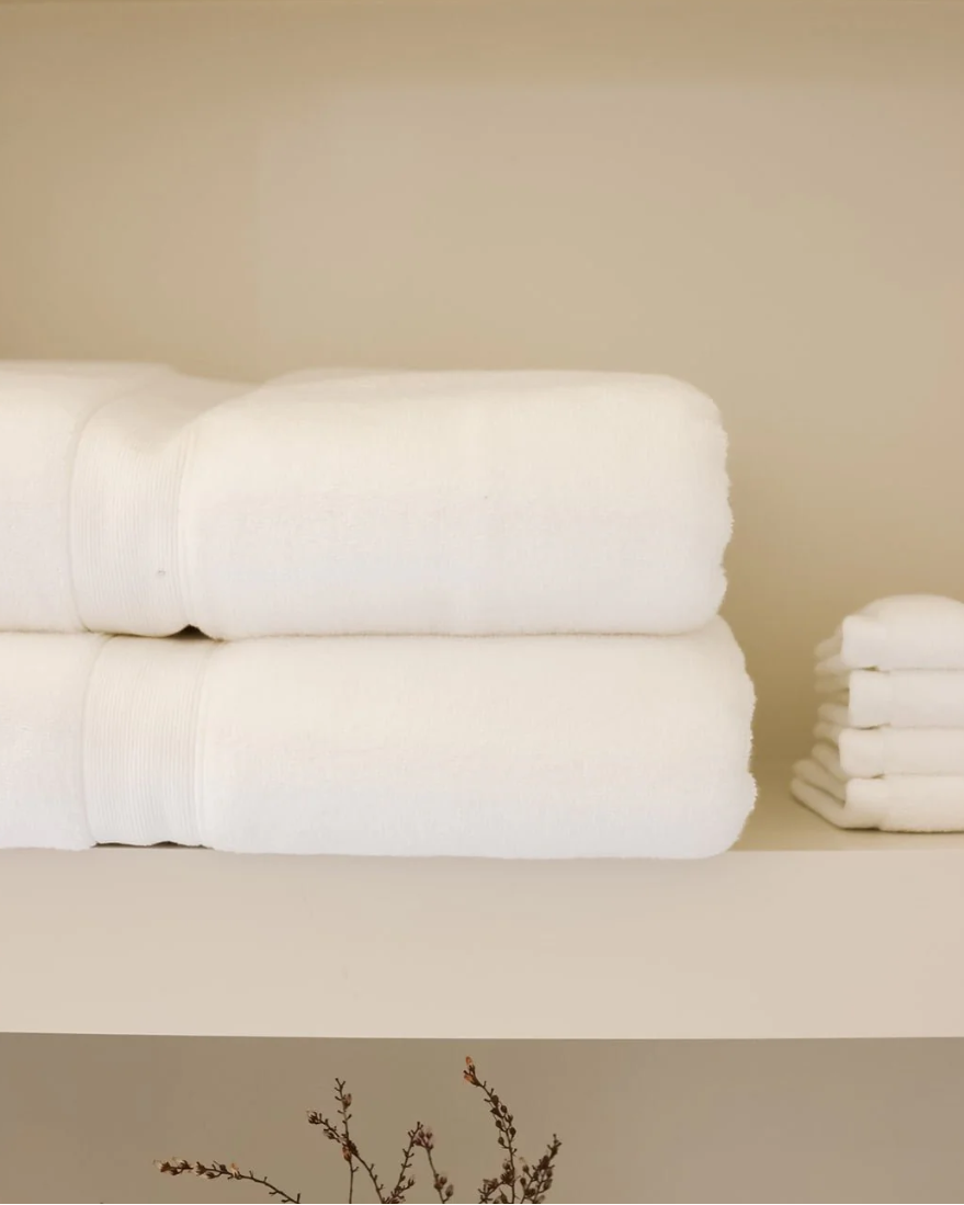Cozy Earth Luxe Bath Towels - White