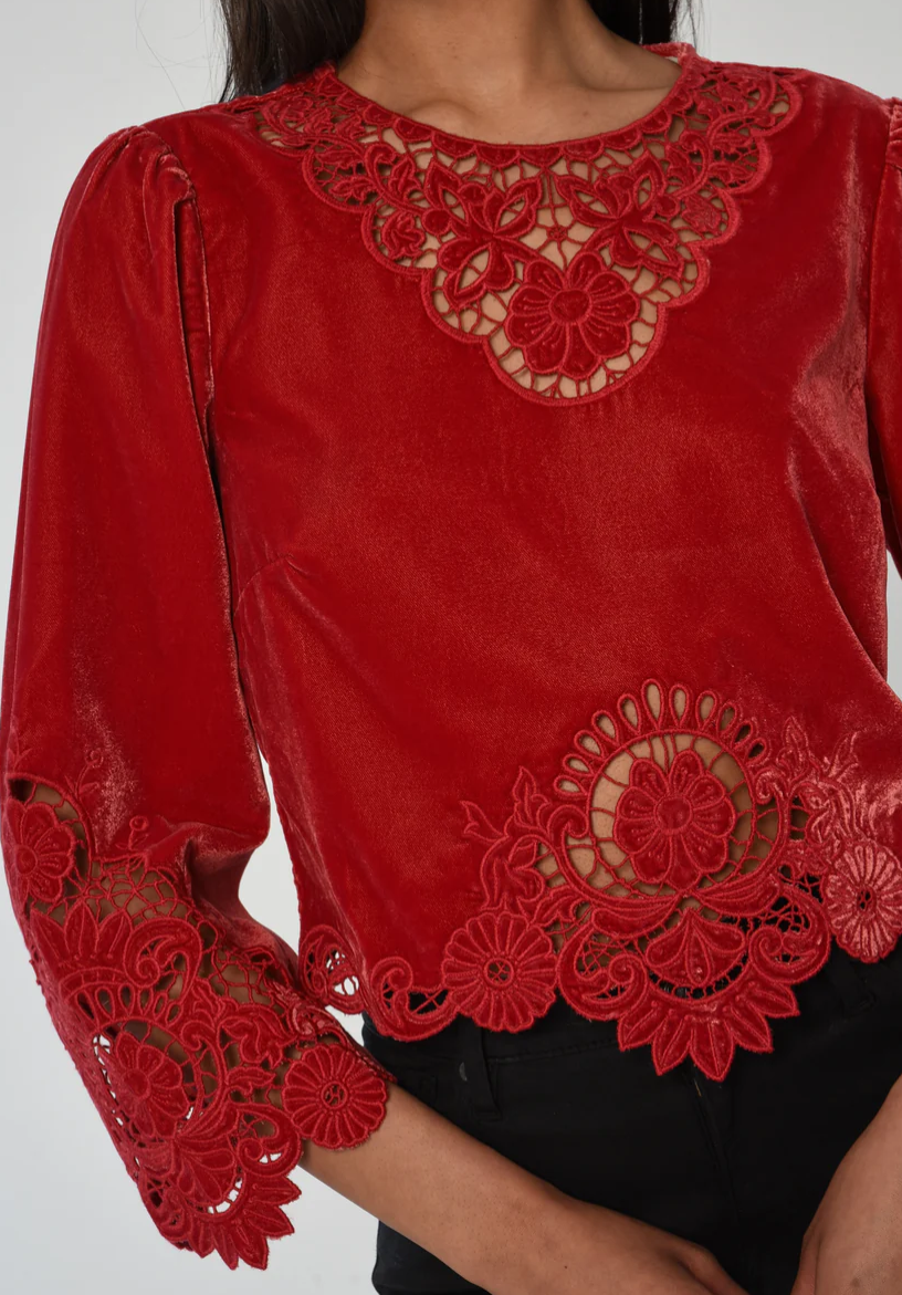 Love the Label Aline Top - American Beauty - Gabrielle's Biloxi