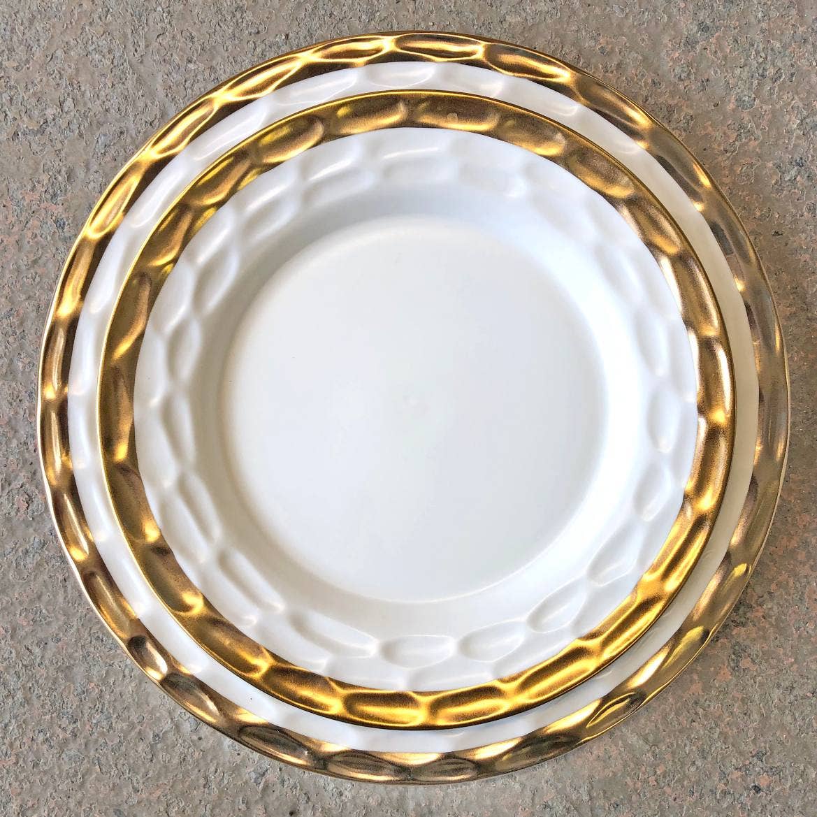 Truro Dinner Plate - Gold - Gabrielle's Biloxi