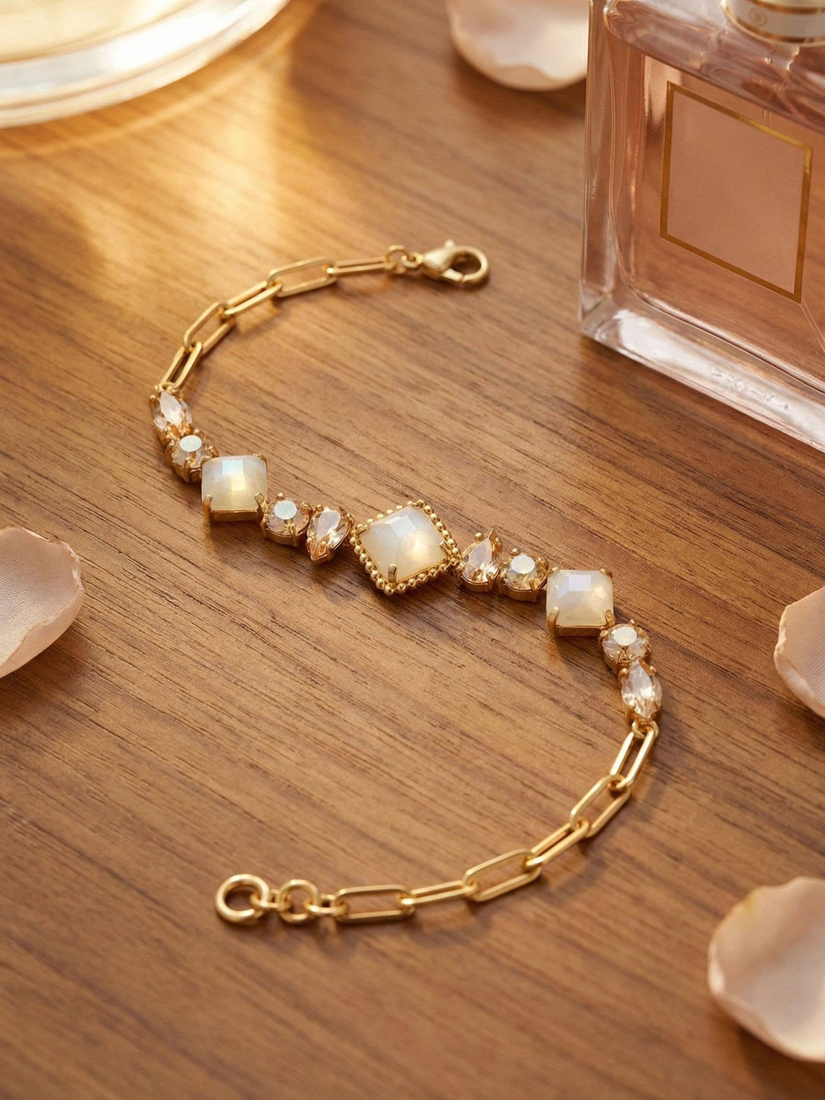 Izzy Tennis Bracelet - Golden Goddess