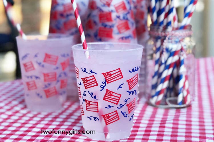 July 4th/Patriotic -American Flag Wrap Frost Cup