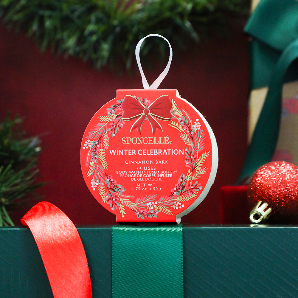 Spongellé Winter Celebration Holiday Wreath Buffer - Cinnamon Bark - Gabrielle's Biloxi