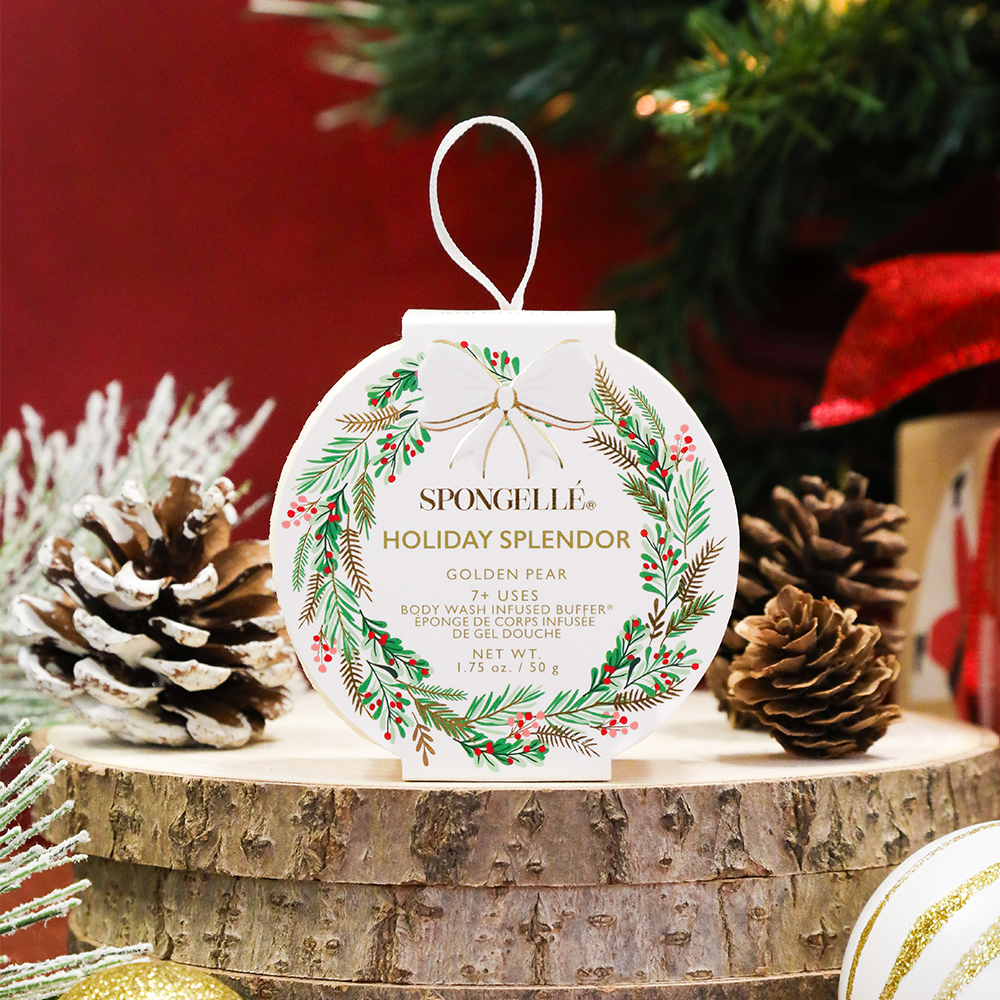 Spongellé Holiday Splendor Golden Pear Holiday Wreath Body Buffer - Gabrielle's Biloxi