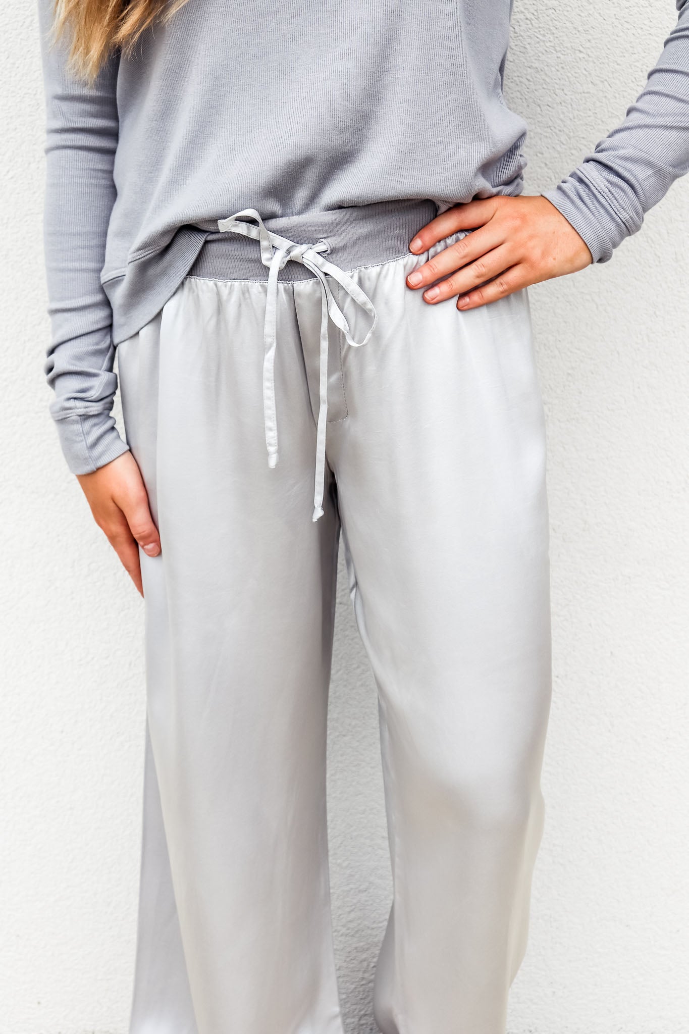 PJ Harlow Jolie Capri Satin Pant in Dark Silver - Gabrielle's Biloxi