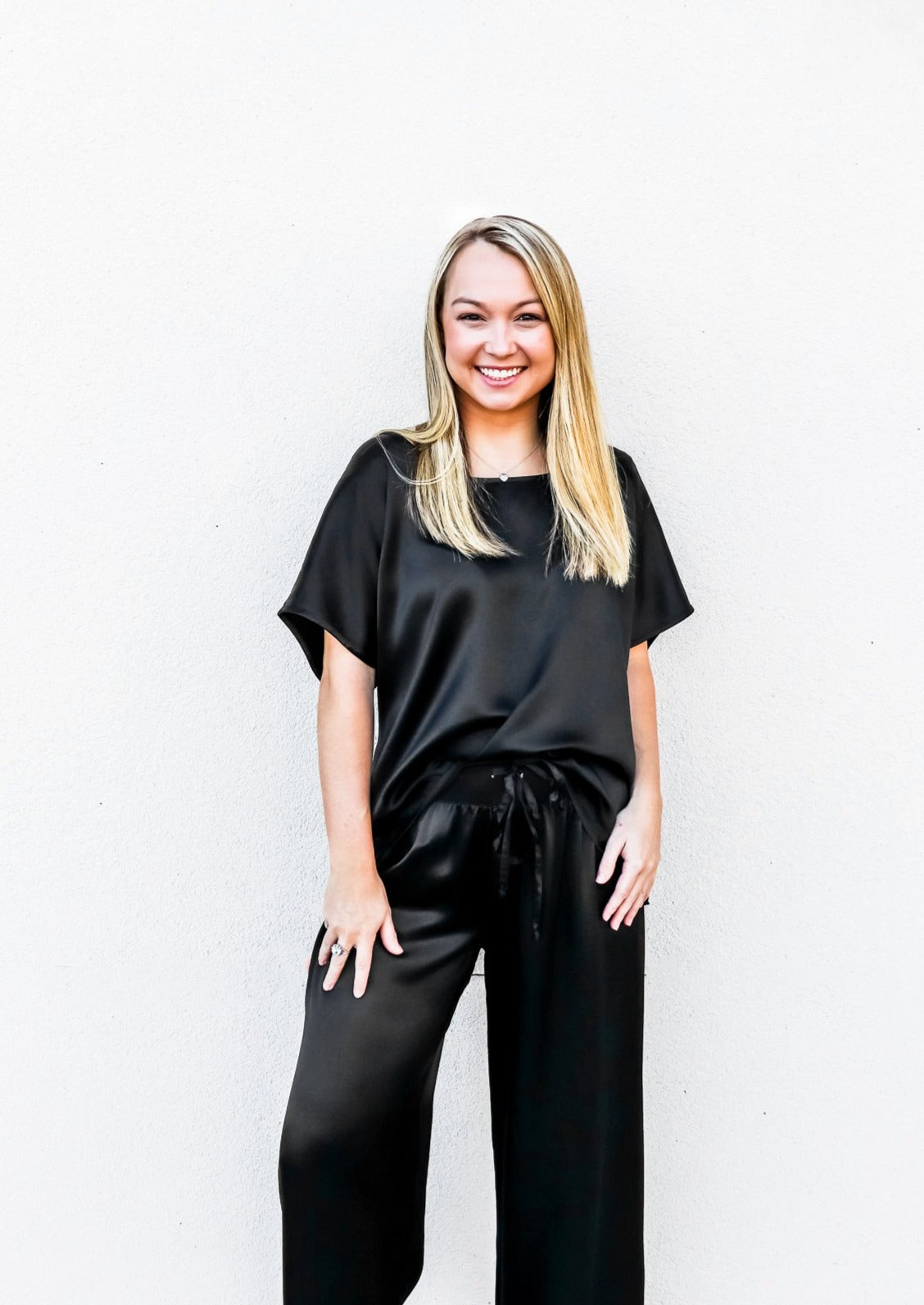 PJ Harlow Jolie Capri Satin Pant in Black - Gabrielle's Biloxi