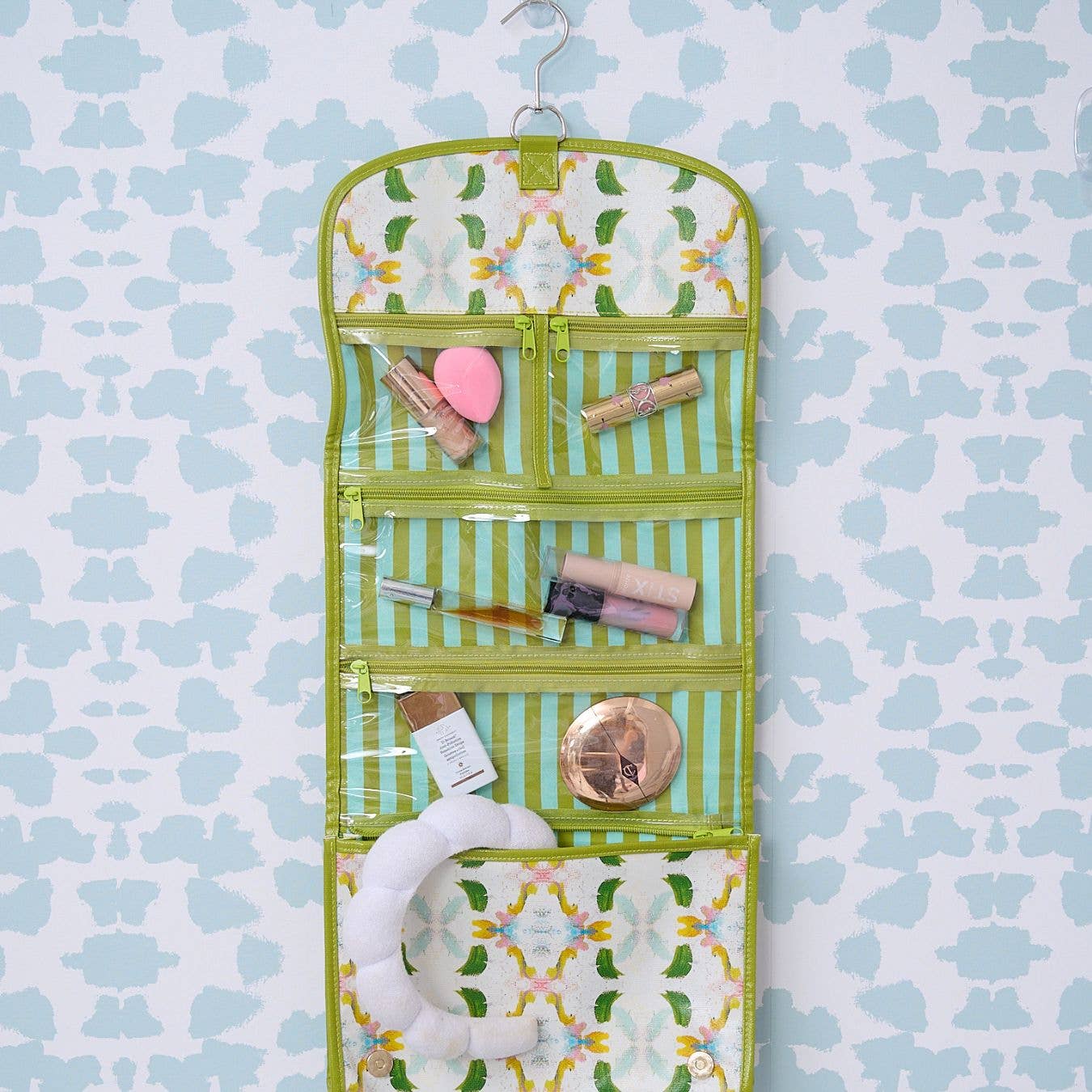 Laura Park Hanging Travel Case - Dogwood
