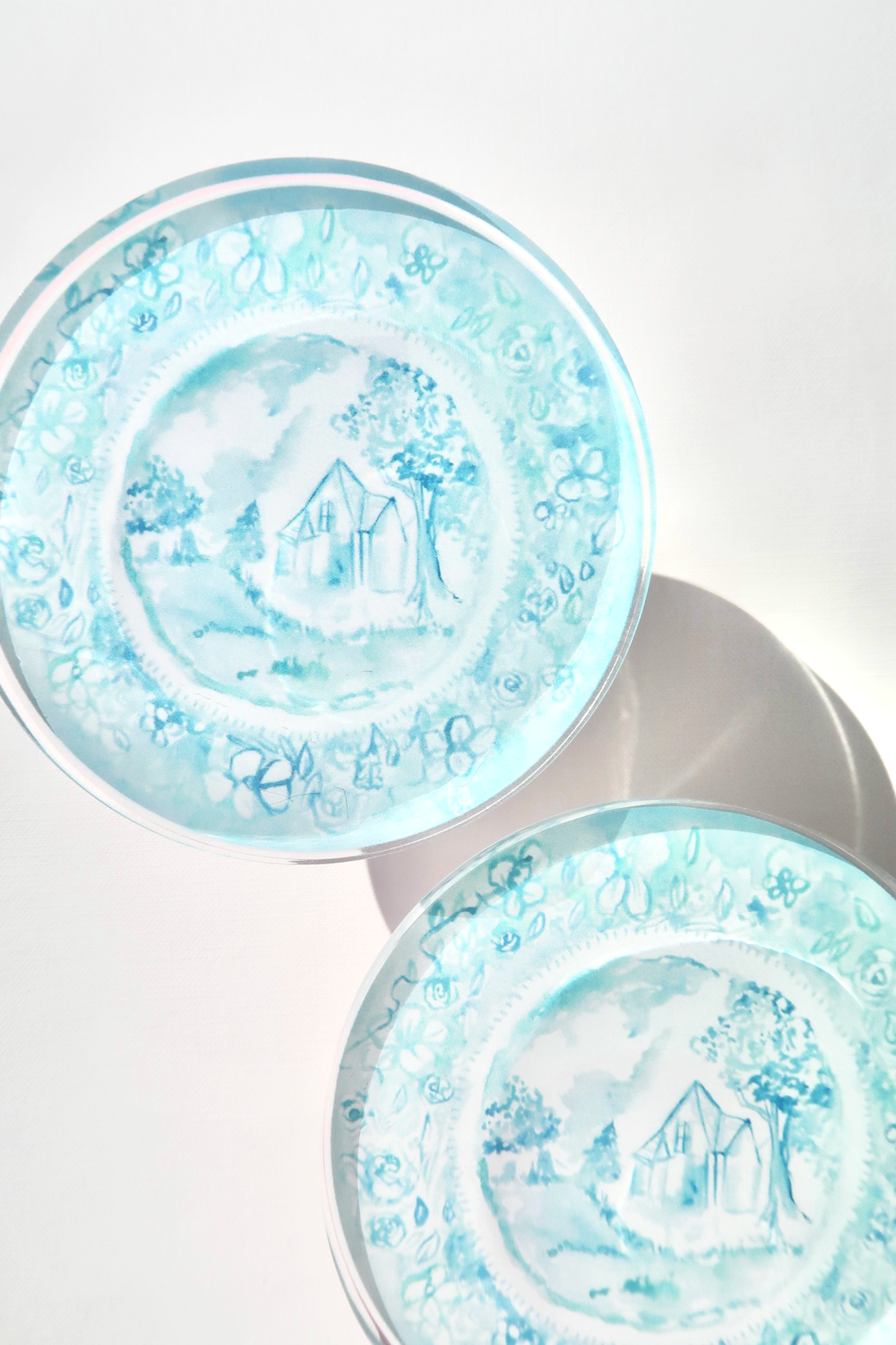 Acrylic Blue & White Antique Plate Coaster - Gabrielle's Biloxi