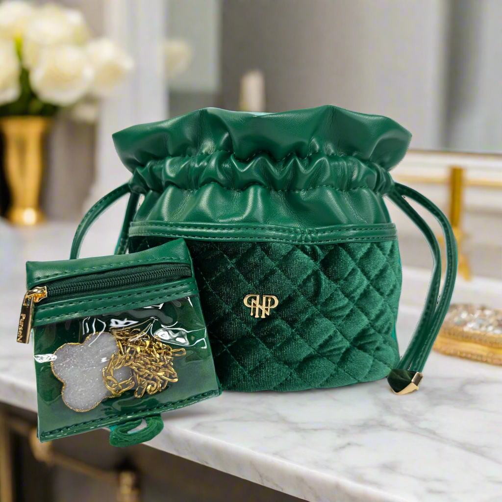 Oprah's Favorite Things 2021 - Ultra Jewelry Case - Emerald Velvet - Gabrielle's Biloxi