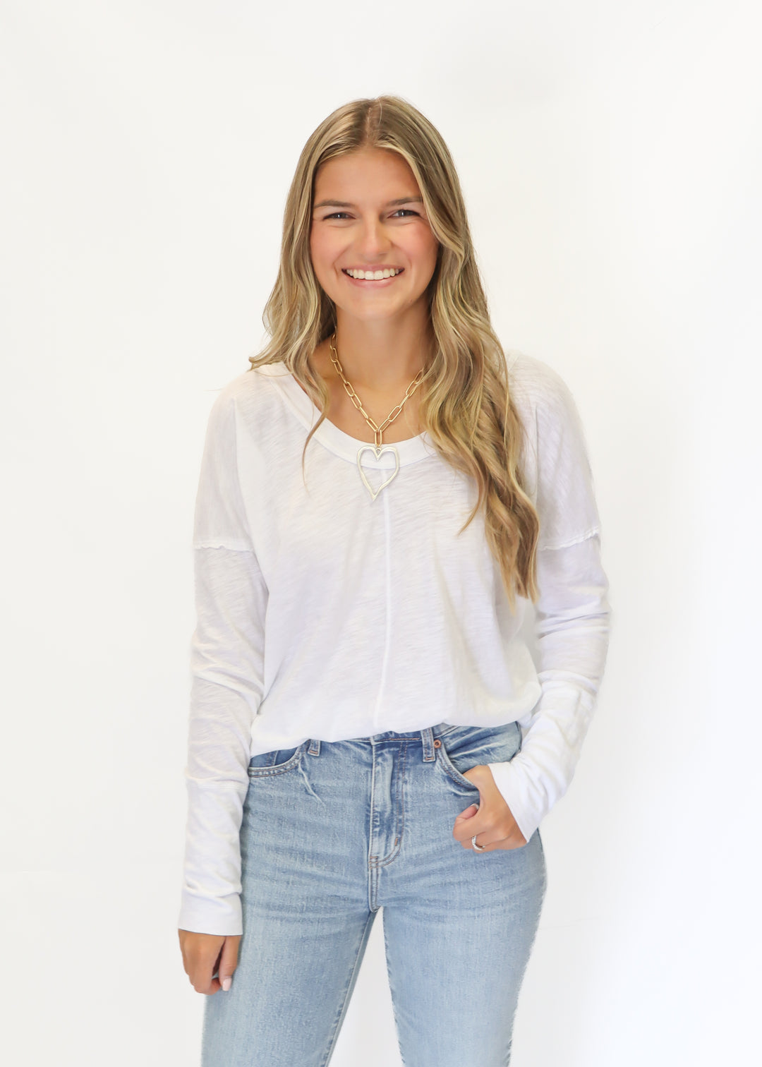 Bobi Wide V-neck Drop Long Sleeve Tee White – Gabrielle's Biloxi