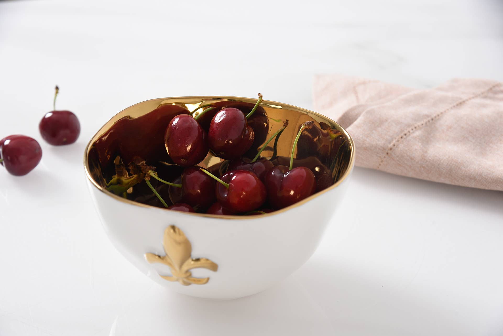 Pampa Bay Small Bowl - Fleur-De-Lis - Gabrielle's Biloxi