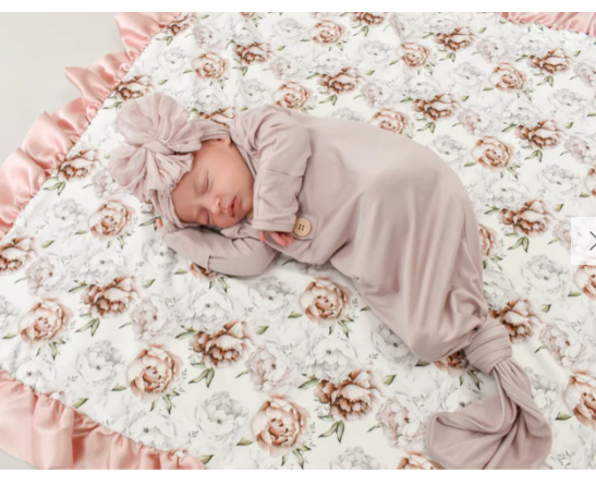 Floral Dreams Plush Blanket - Gabrielle's Biloxi