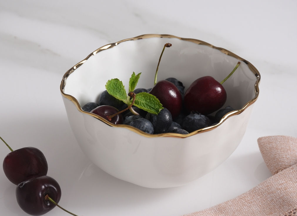 Pampa Bay Snack Bowl - White and Gold - Gabrielle's Biloxi