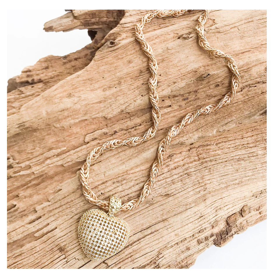 Virtue Filigree Heart on Lg Twisted Rope