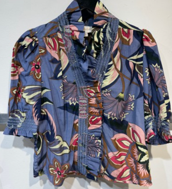 Love the Label Zuri Top Short Sleeve - Waltz of Flowers Print