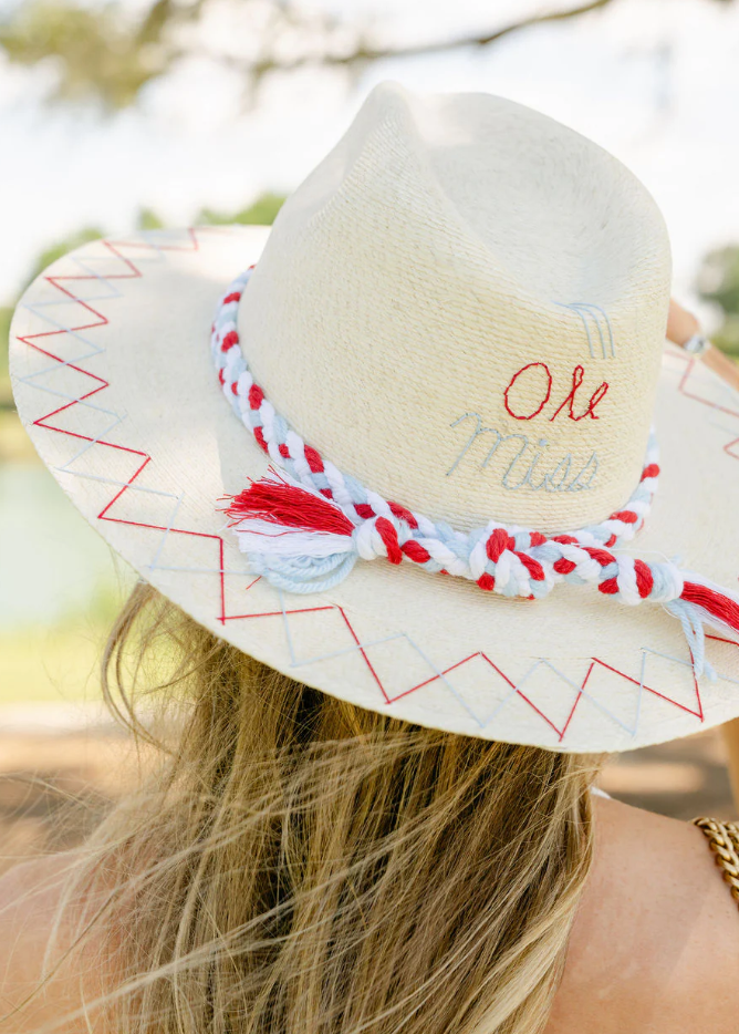 Tipsy Threads White Palm Ole Miss Cursive + 2 Zig Zags - Medium - Gabrielle's Biloxi