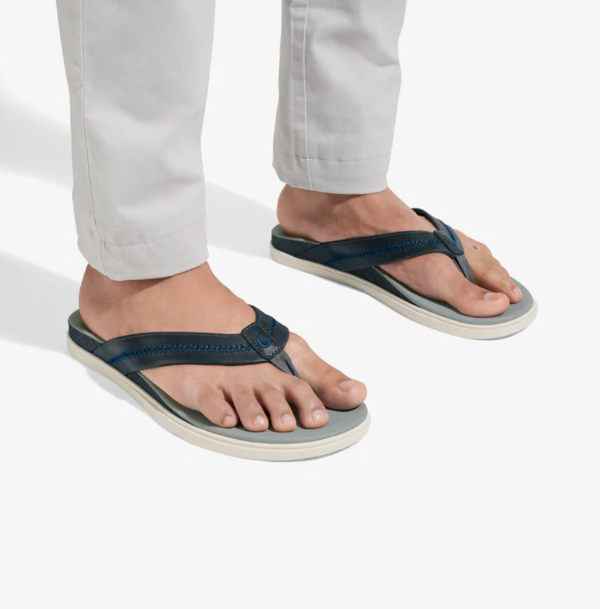 OluKai Shoreline - Rock / Pale Grey