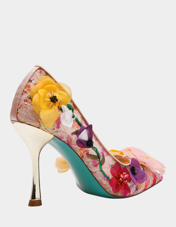 Betsey Johnson Darcy - Nude