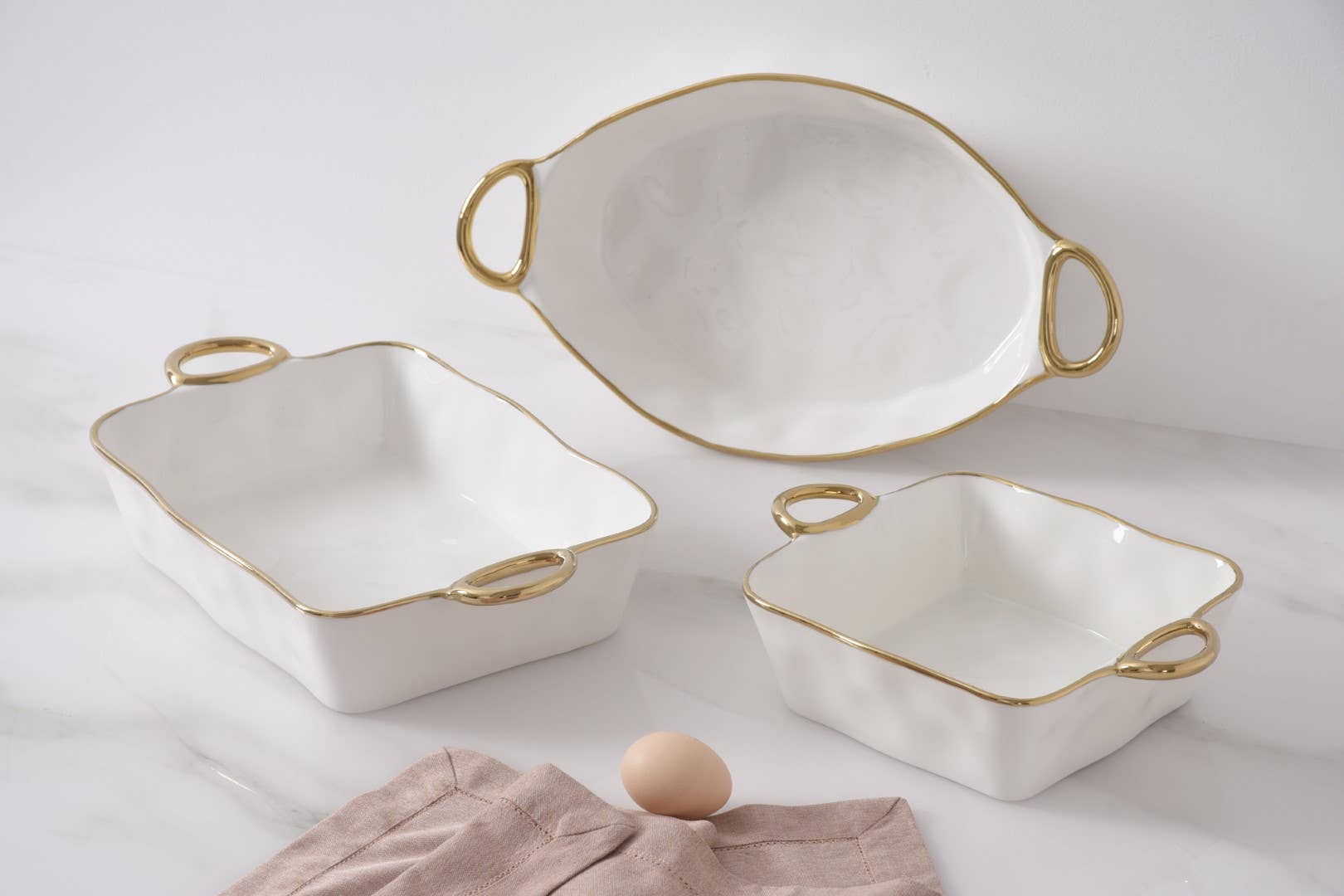 Pampa Bay Square Baking Dish - White & Gold - Gabrielle's Biloxi