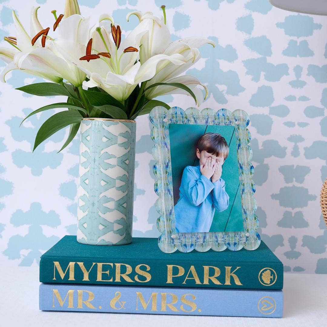 Palm Mist Vase - Gabrielle's Biloxi
