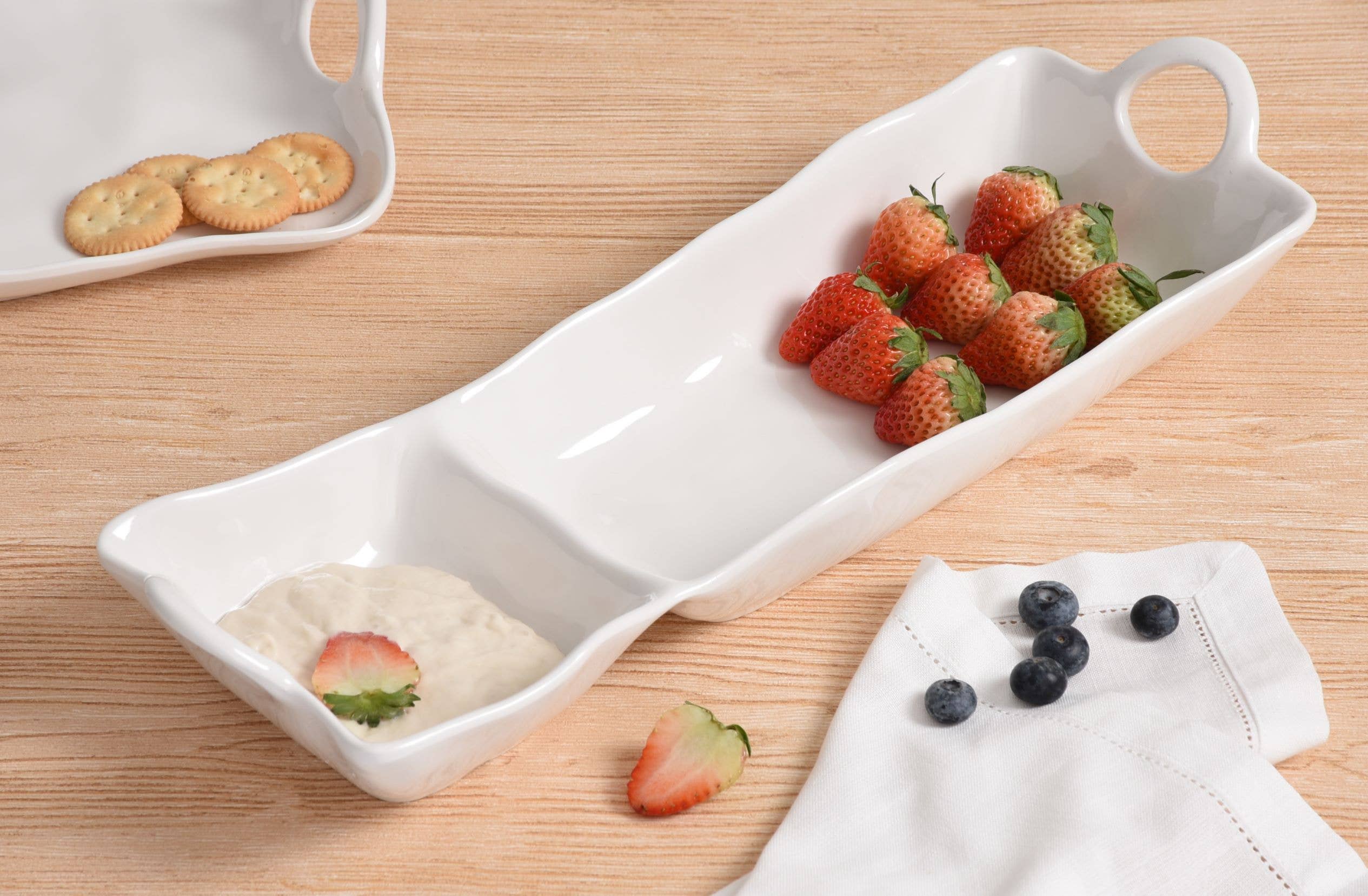 Pampa Bay Chip & Dip in Melamine - White - Gabrielle's Biloxi