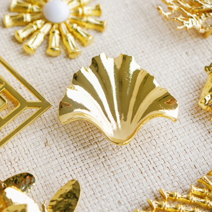 Clamshell Artisan Interchangeable Belt Buckle w/ Gold Finish - Gabrielle's Biloxi