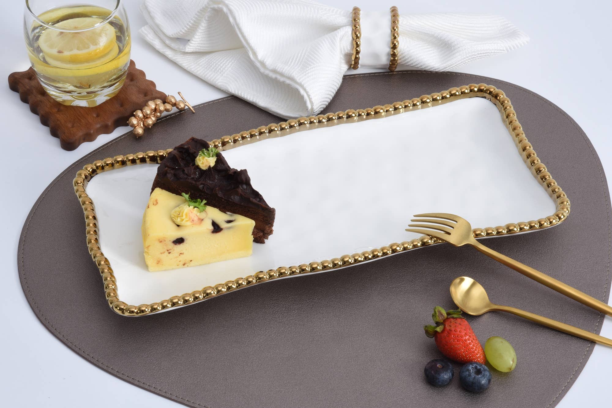 Pampa Bay Medium Rectangular Tray - White & Gold - Gabrielle's Biloxi