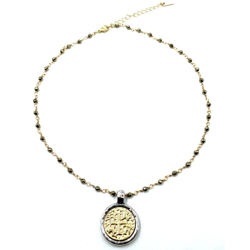 Matte Gold Coin on Pyrite Short Necklace - Gabrielle&