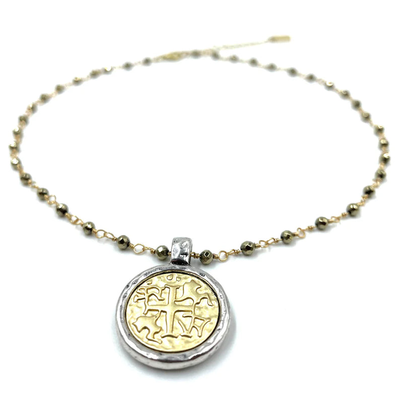 Matte Gold Coin on Pyrite Short Necklace - Gabrielle&