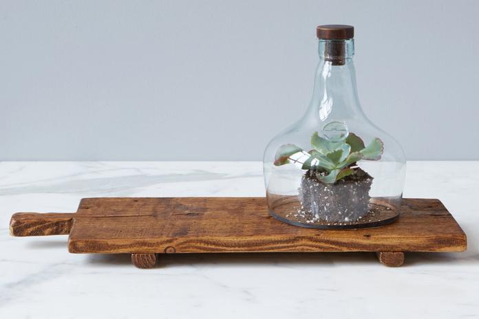Etu Bordeaux Footed Tray - Gabrielle&